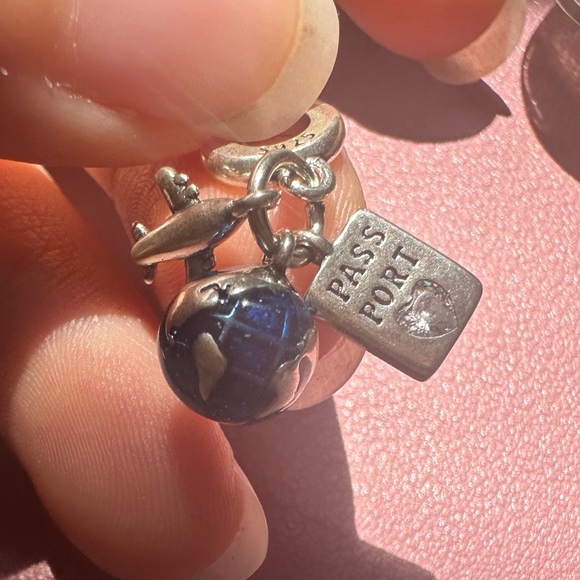 NWOT Pandora FIT Travel Passport Silver Charm - Picture 5 of 8